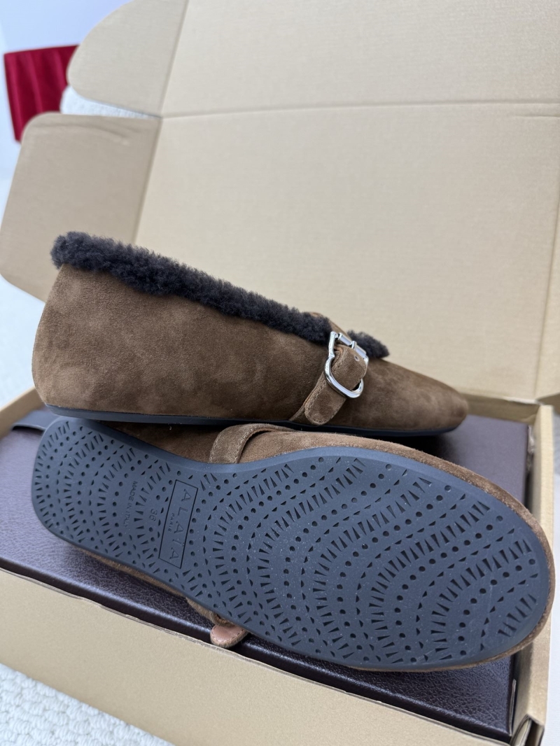 Alaia Flat Shoes